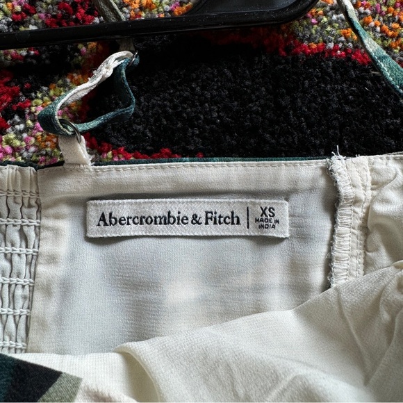 Abercrombie Emerson Dress - Picture 4 of 10